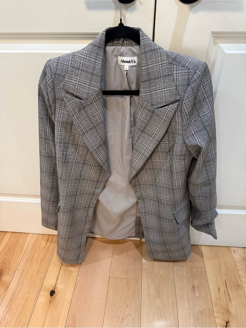 About Us Gray Plaid Relaxed-Fit Women's Blazer